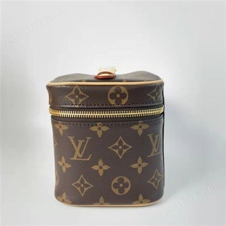 女士包包回收 二手名包出售 奢饰品 免费估价鉴定