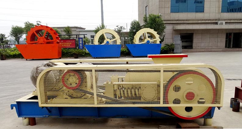 水泥熟料,水泥熟料破碎,对辊式破碎机可以破碎水泥熟料吗,对辊式破碎机厂家推荐,郑州重工机械