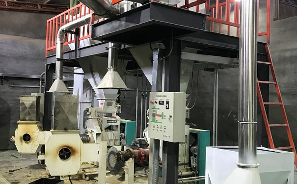 膨化饲料生产线